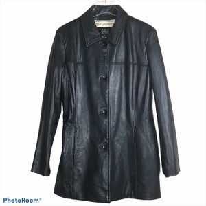 Women’s Wilson Leather PELLE Studio Coat Size Lg.